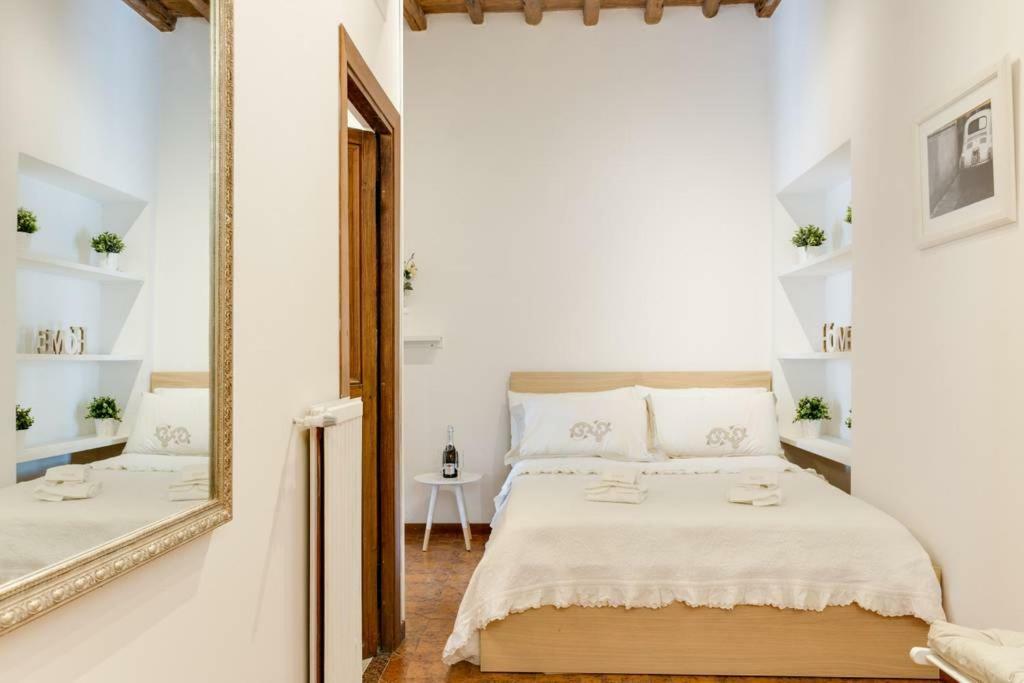 Arenula Luxury Apartment Рим Екстериор снимка