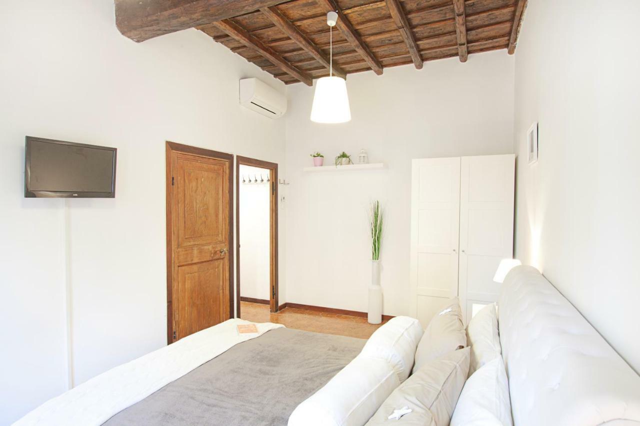 Arenula Luxury Apartment Рим Екстериор снимка