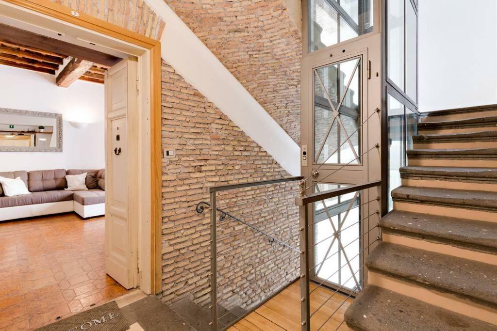 Arenula Luxury Apartment Рим Екстериор снимка