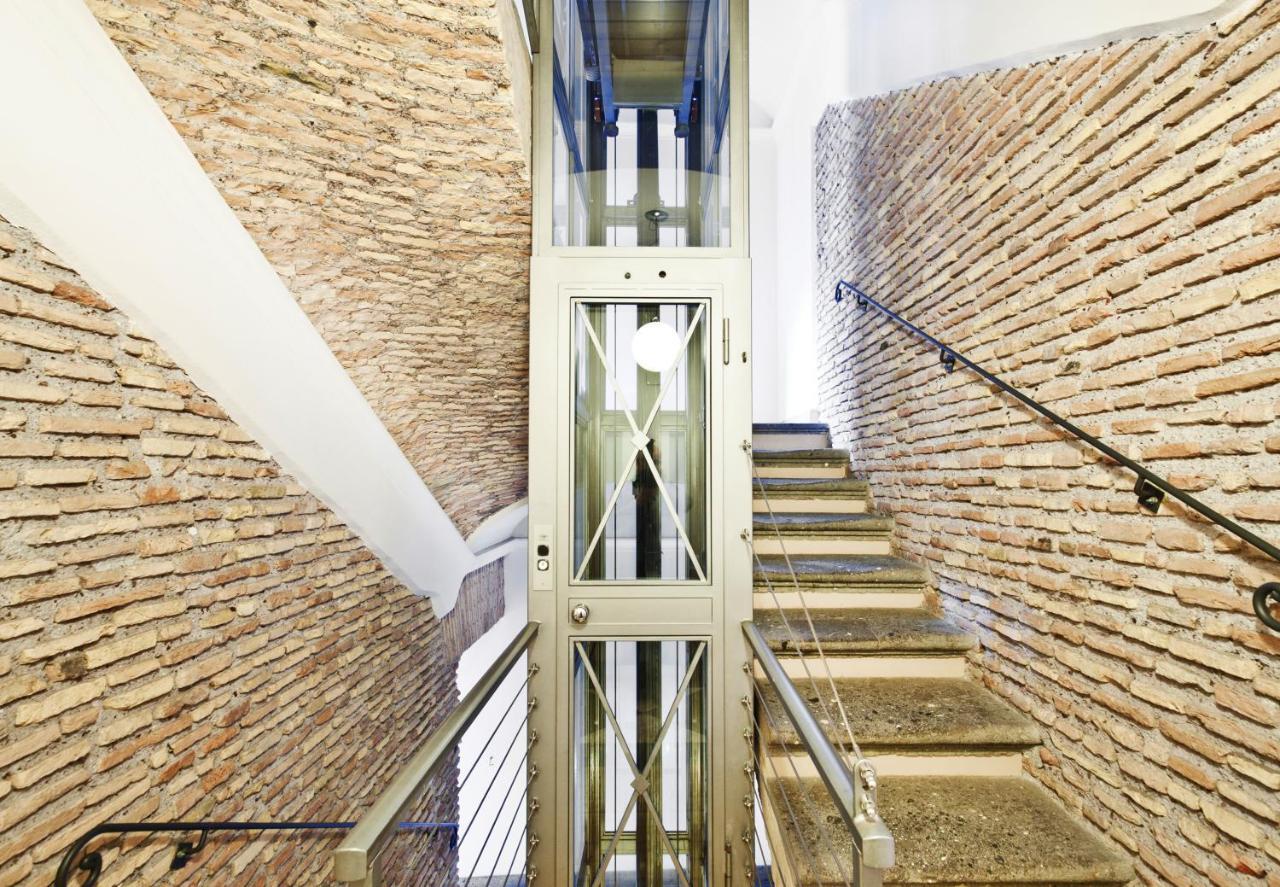 Arenula Luxury Apartment Рим Екстериор снимка